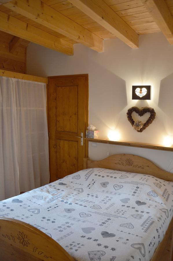 Chambre D'Hotes Les Pralets Saint-Eustache Екстериор снимка